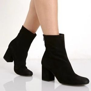 Free People Black Suede Boots Cecile Chunky Mid Block Heel Ankle Size 41